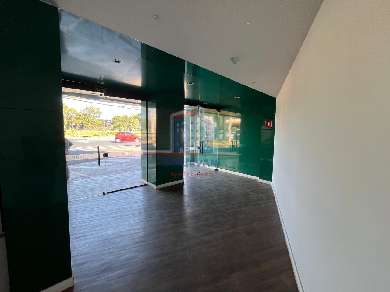 Sala-Conjunto, 1800 m² - Foto 4