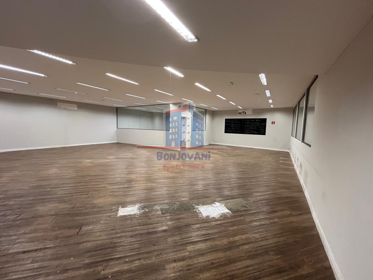 Sala-Conjunto, 1800 m² - Foto 11