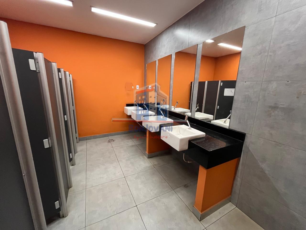Sala-Conjunto, 1800 m² - Foto 16