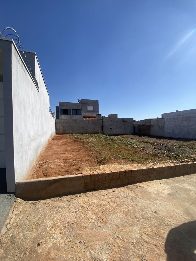 Terreno - Venda - Residencial Santa Regina - S�o Jos� do Rio Preto - SP